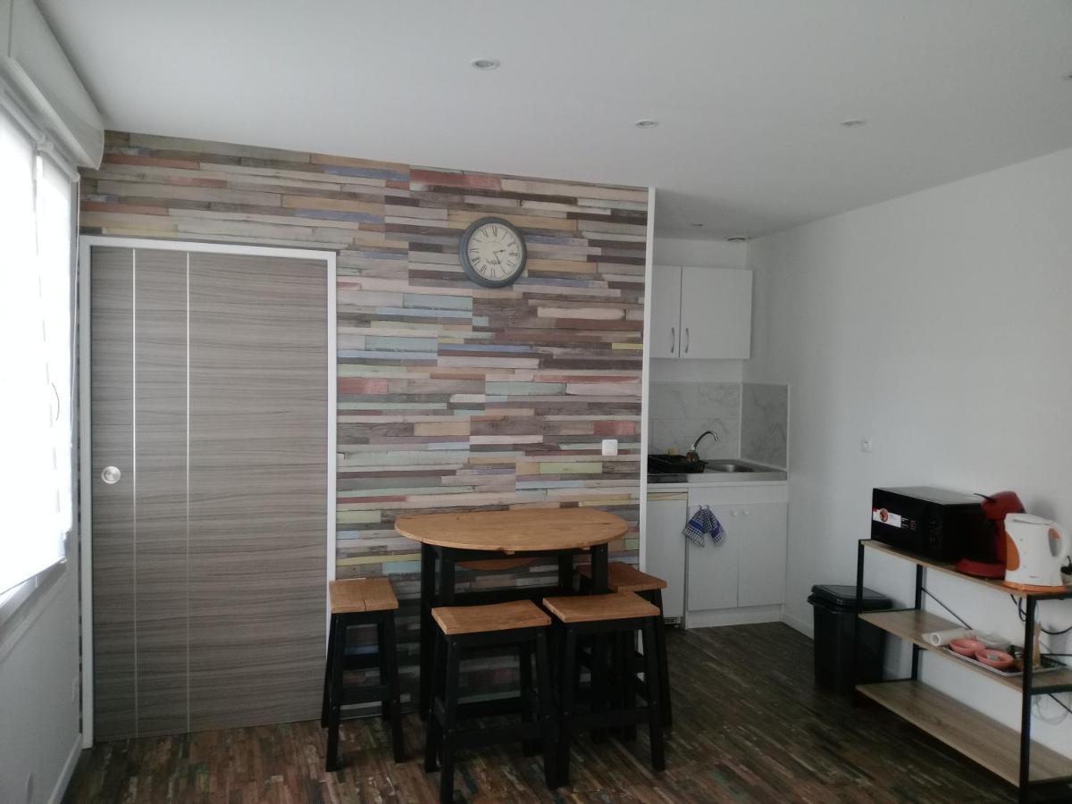 Chambre Studio Calais Bagian luar foto
