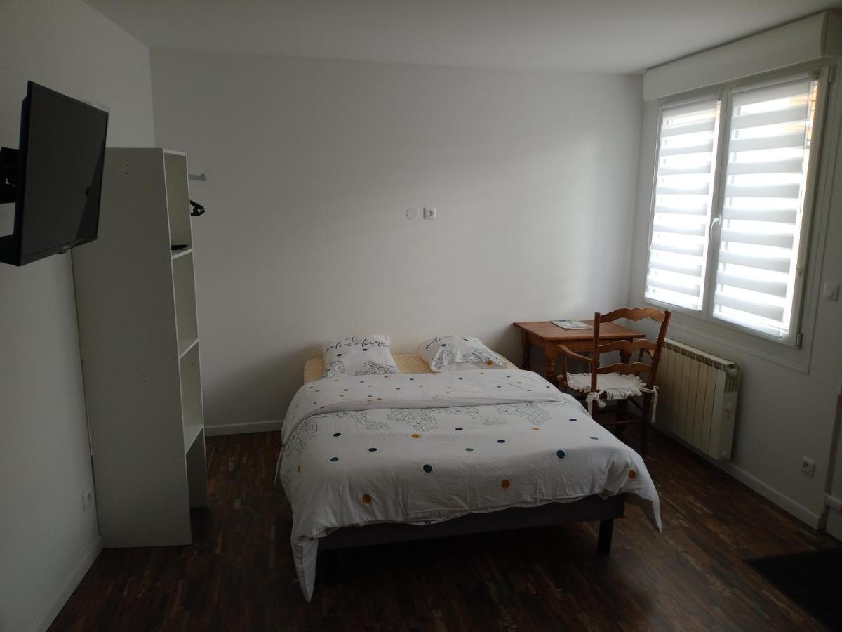 Chambre Studio Calais Bagian luar foto