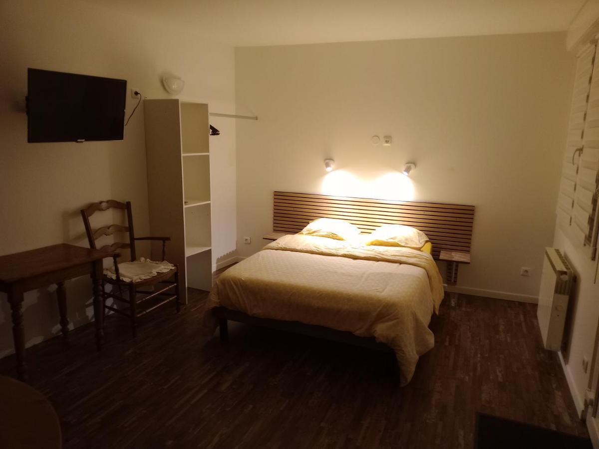 Chambre Studio Calais Bagian luar foto